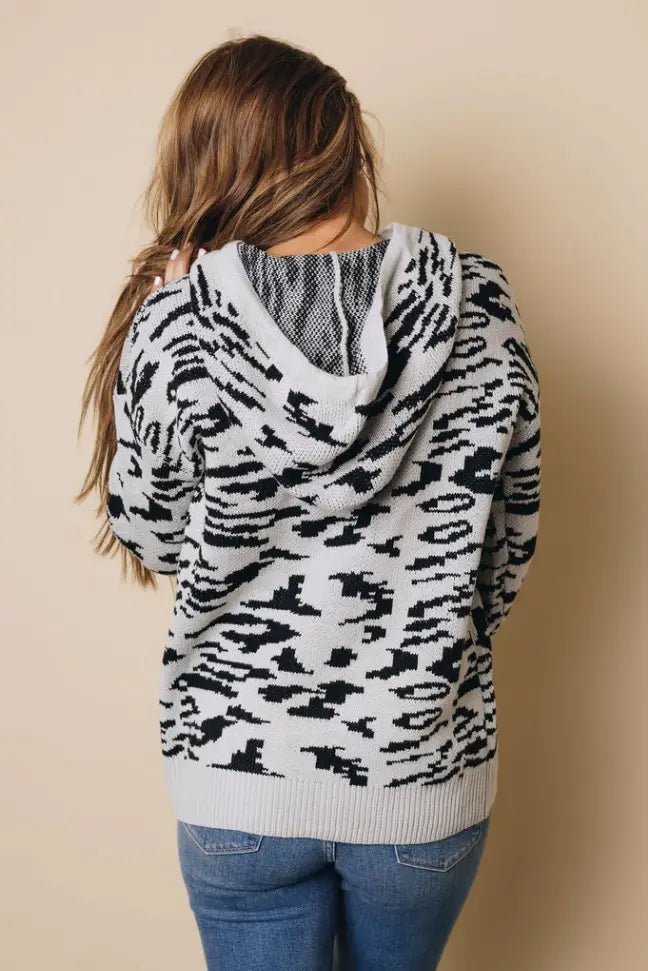Leopard Print Long Sleeve Hooded Sweatshirt Stay Warm in Style