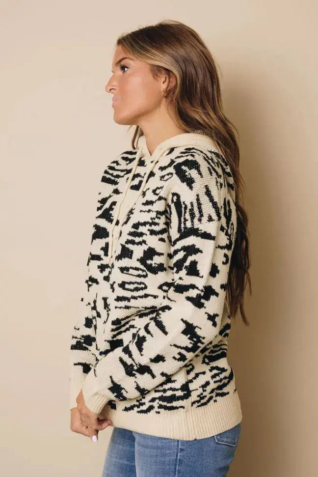 Leopard Print Long Sleeve Hooded Sweatshirt Stay Warm in Style