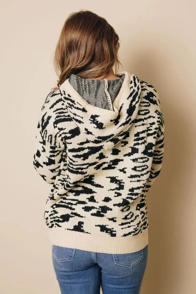 Leopard Print Long Sleeve Hooded Sweatshirt Stay Warm in Style
