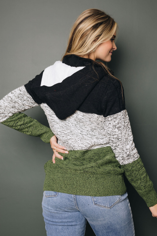 Light Hearted Hooded Color Block Cardi Stay Warm in Style
