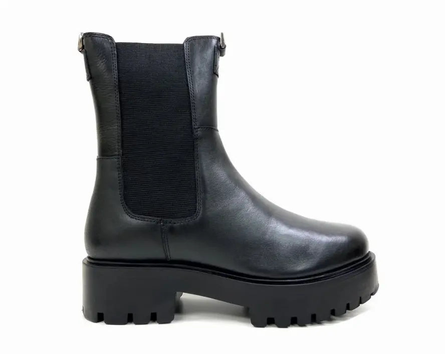 Luna Black Mid-calf Chelsea Oobash
