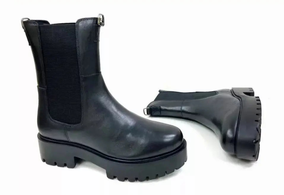 Luna Black Mid-calf Chelsea Oobash