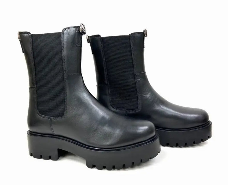 Luna Black Mid-calf Chelsea Oobash
