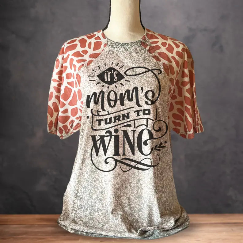 MOMS TURN TO WINE | Animal Print Sleeves T-Shirt Rebelle Tree