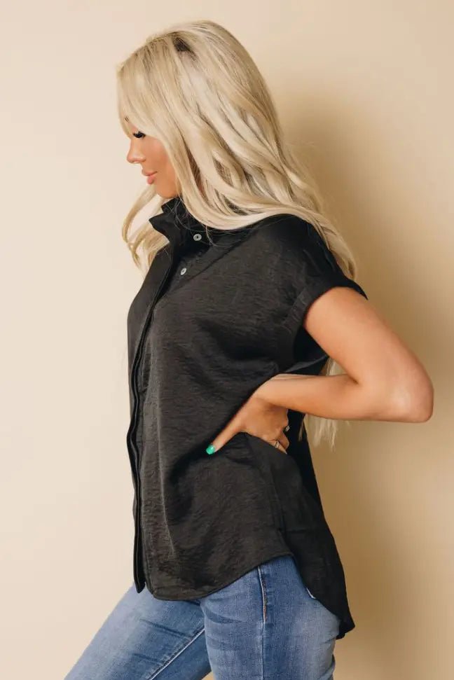 Mara Button Shirt Stay Warm in Style