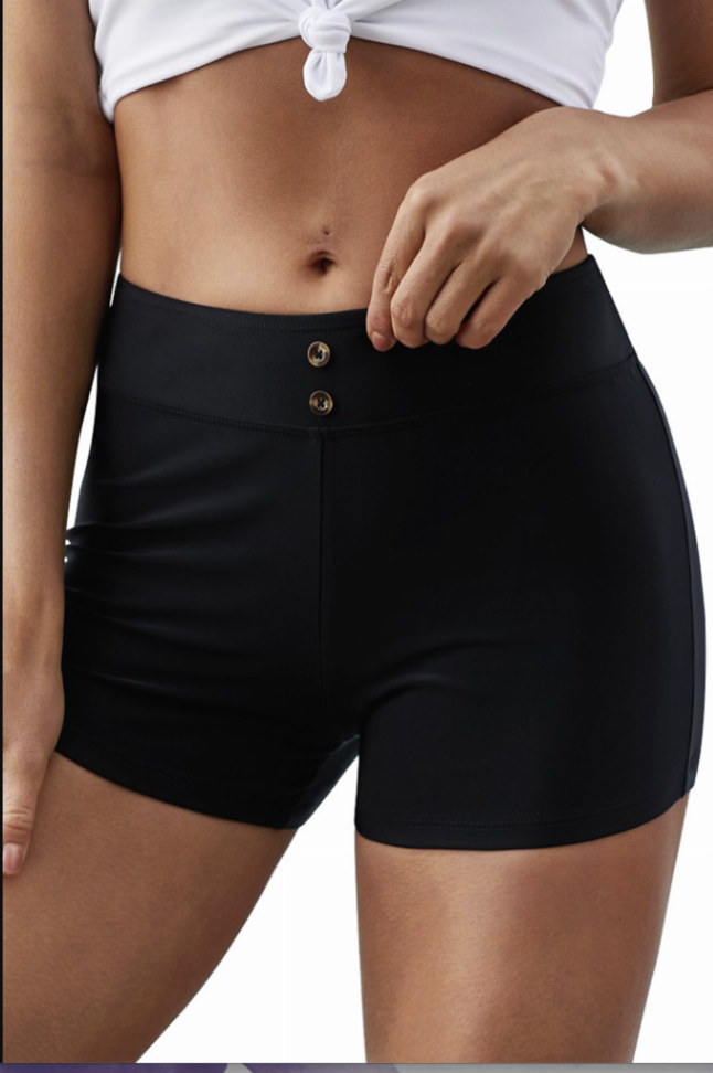 Maui Swim Shorts Stay Warm in Style