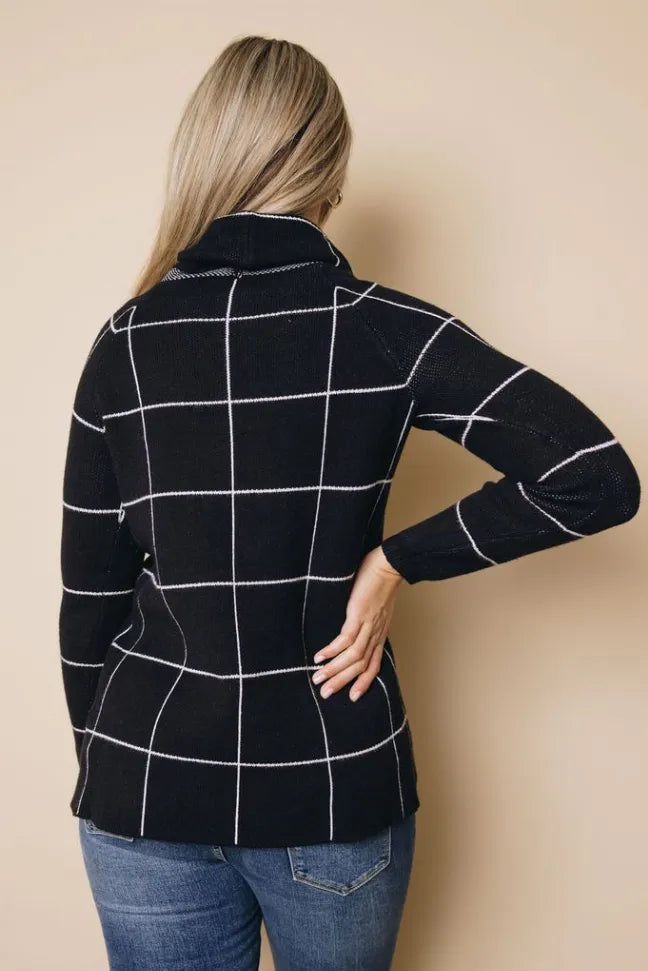 Mix It Up Plaid Turtleneck Stay Warm in Style