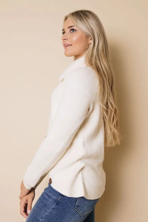 Mix It Up Plaid Turtleneck Stay Warm in Style