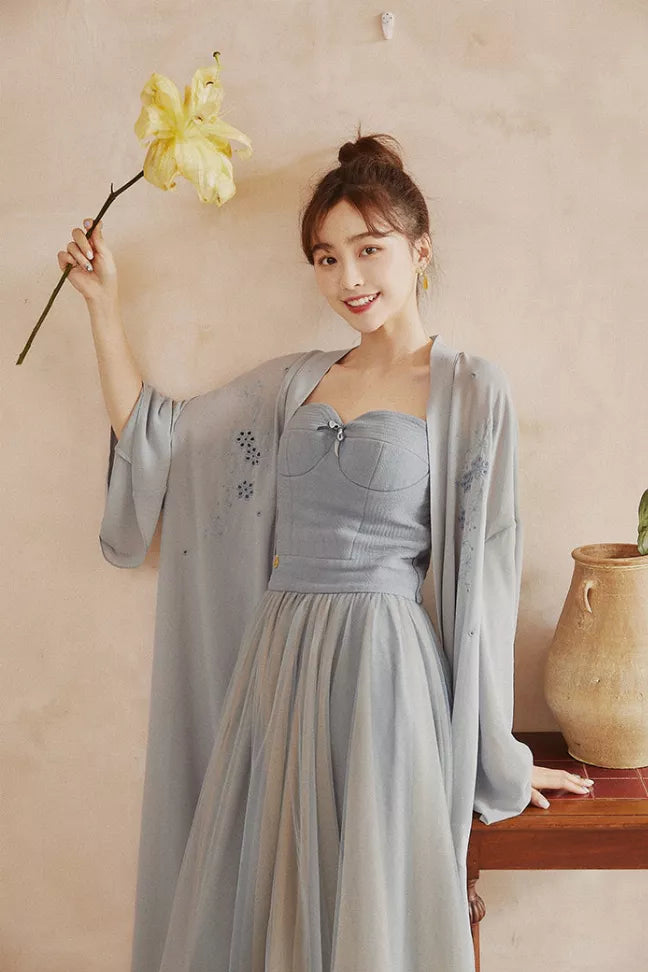 Molifusu | Blue Lotus Embroidered Kimono Fangyan