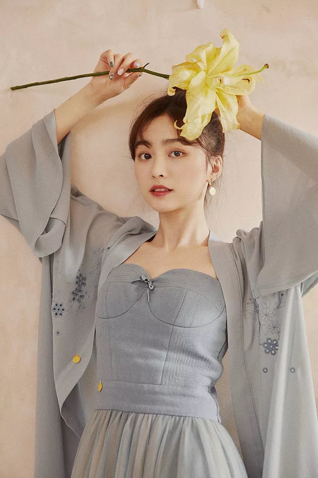 Molifusu | Blue Lotus Embroidered Kimono Fangyan