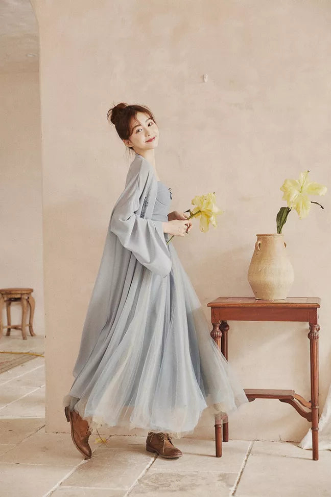 Molifusu | Blue Lotus Embroidered Kimono Fangyan