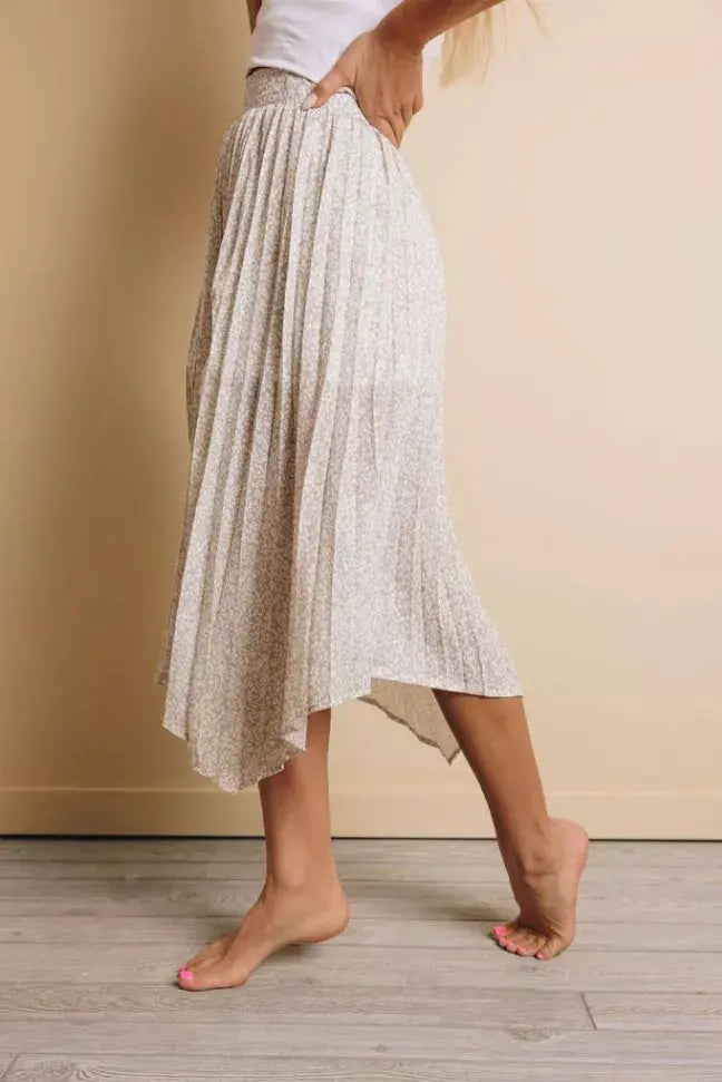 Myers Printed Maxi Skirt Stay Warm in Style
