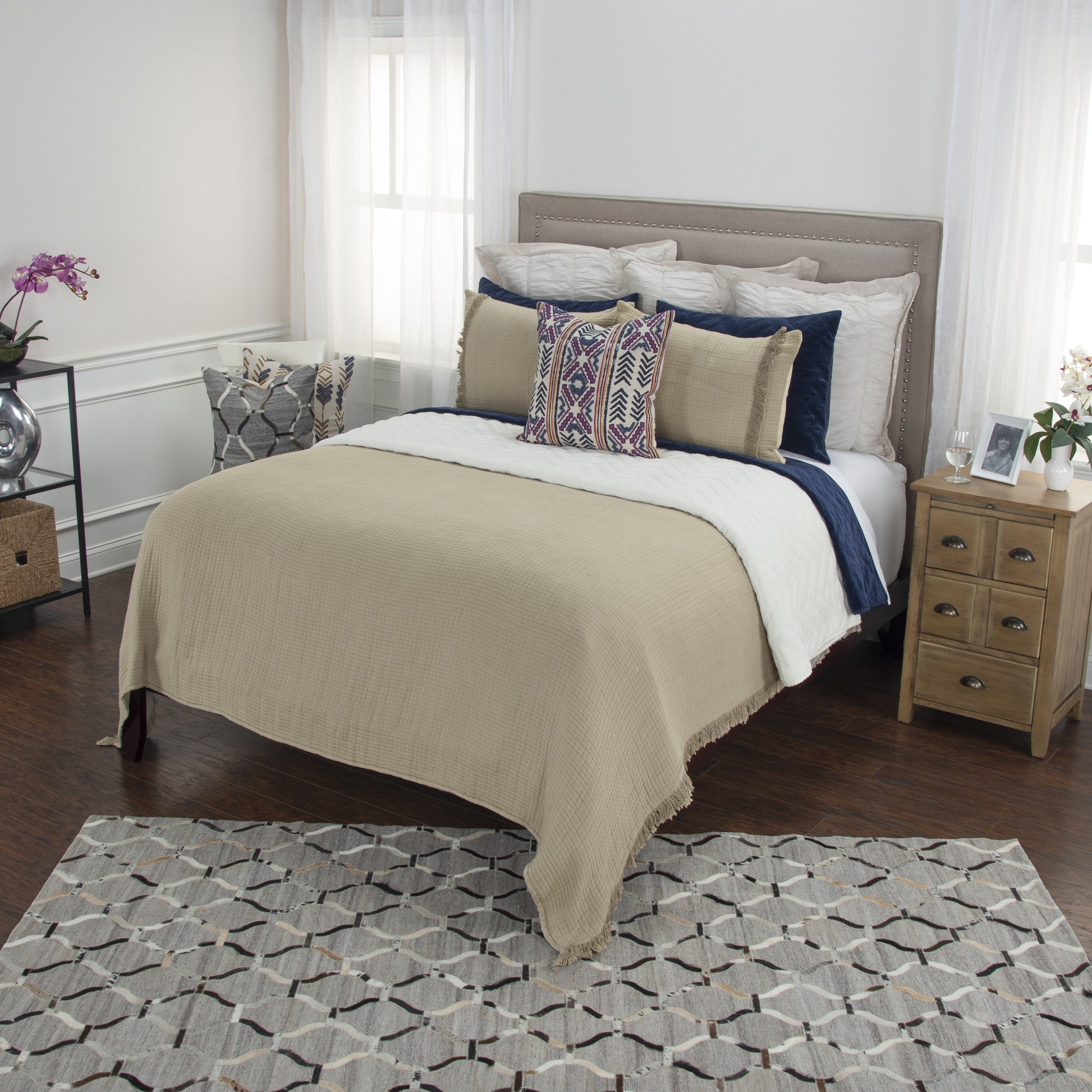 Natural Checkered King Quilt - GreatEagleInc