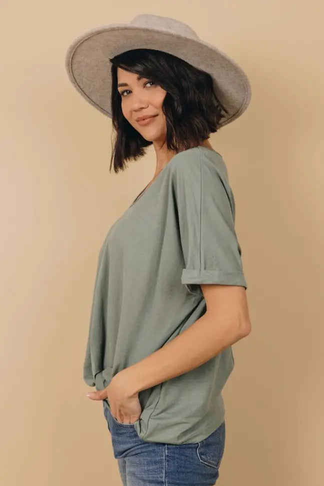 Natural Minded Twist Tee Stay Warm in Style