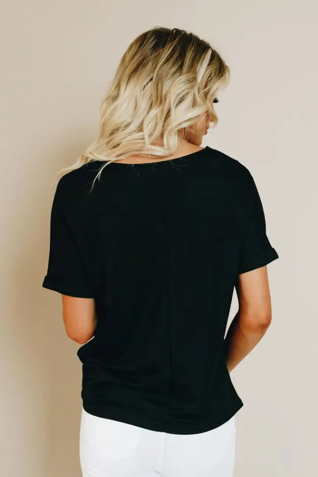 Natural Minded Twist Tee Stay Warm in Style