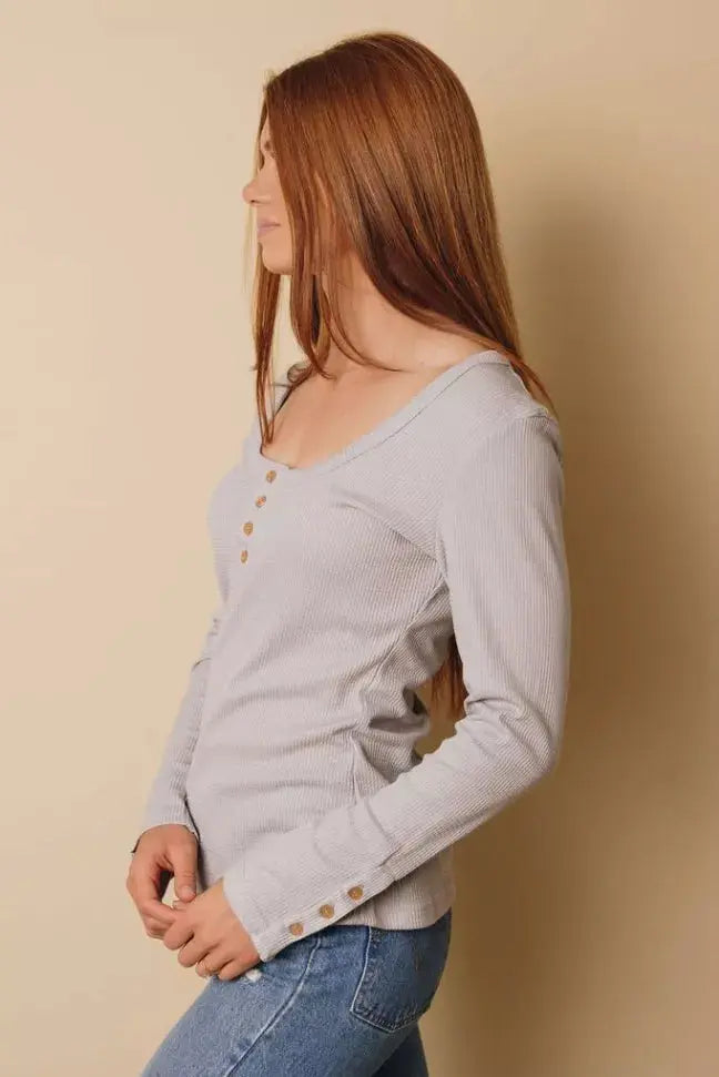 Novell Button Long Sleeve Top Stay Warm in Style