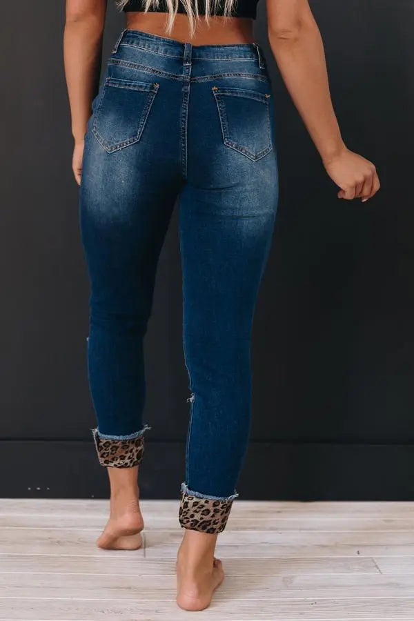Oaks Leopard Patch Skinnies Stay Warm in Style