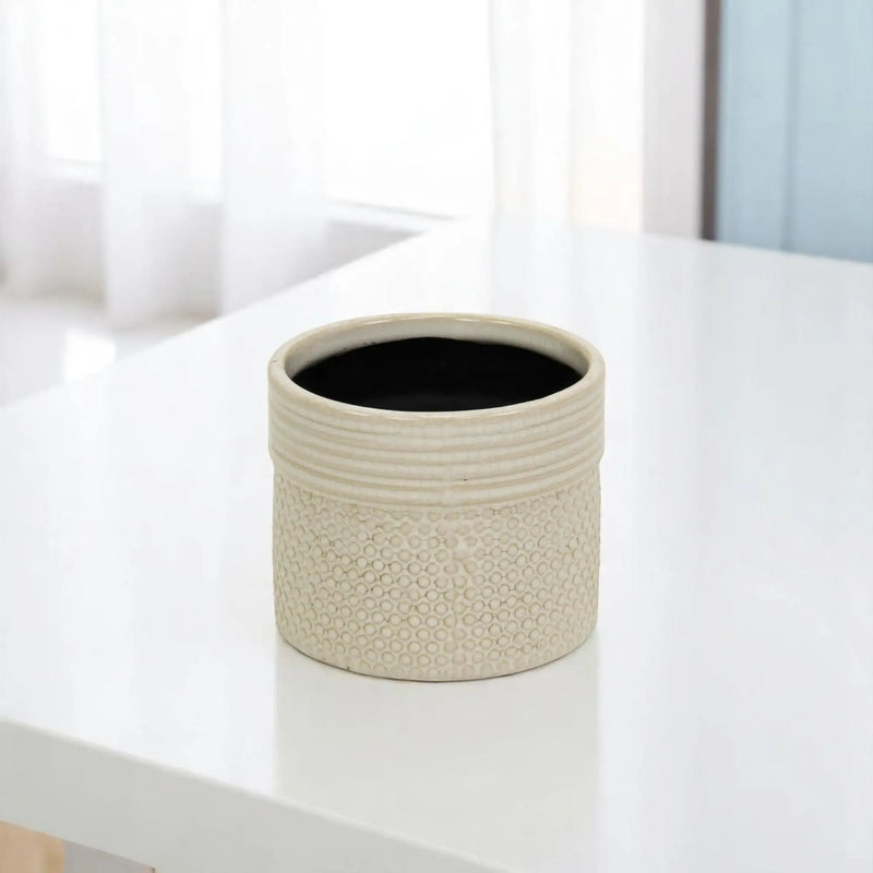Off White Ceramic 25 Ounce Dotted Round Distressed Pot Planter GreatEagleInc