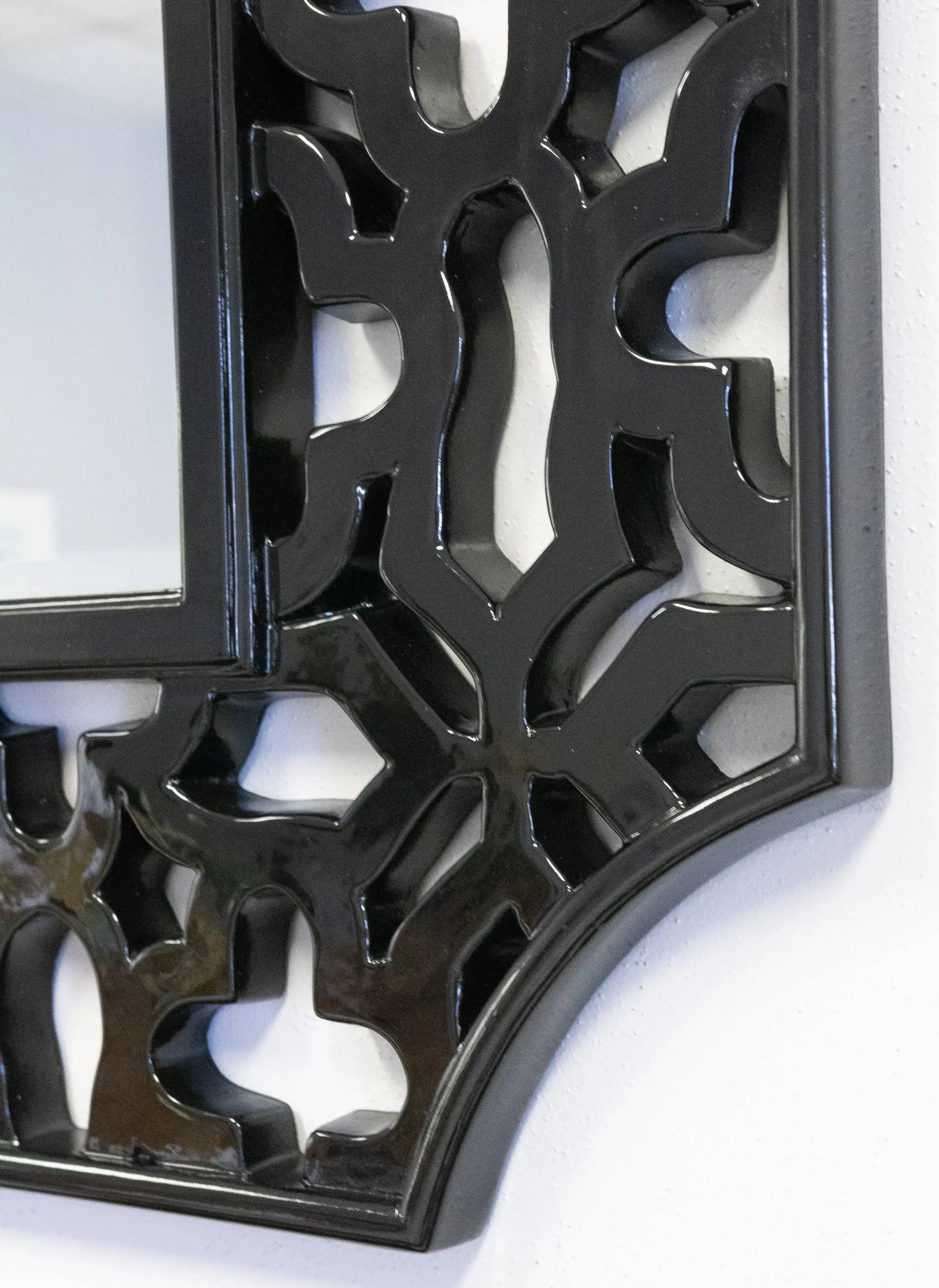 Olivia Glossy Openwork Frame Accent Wall Mirror SBC-LTD