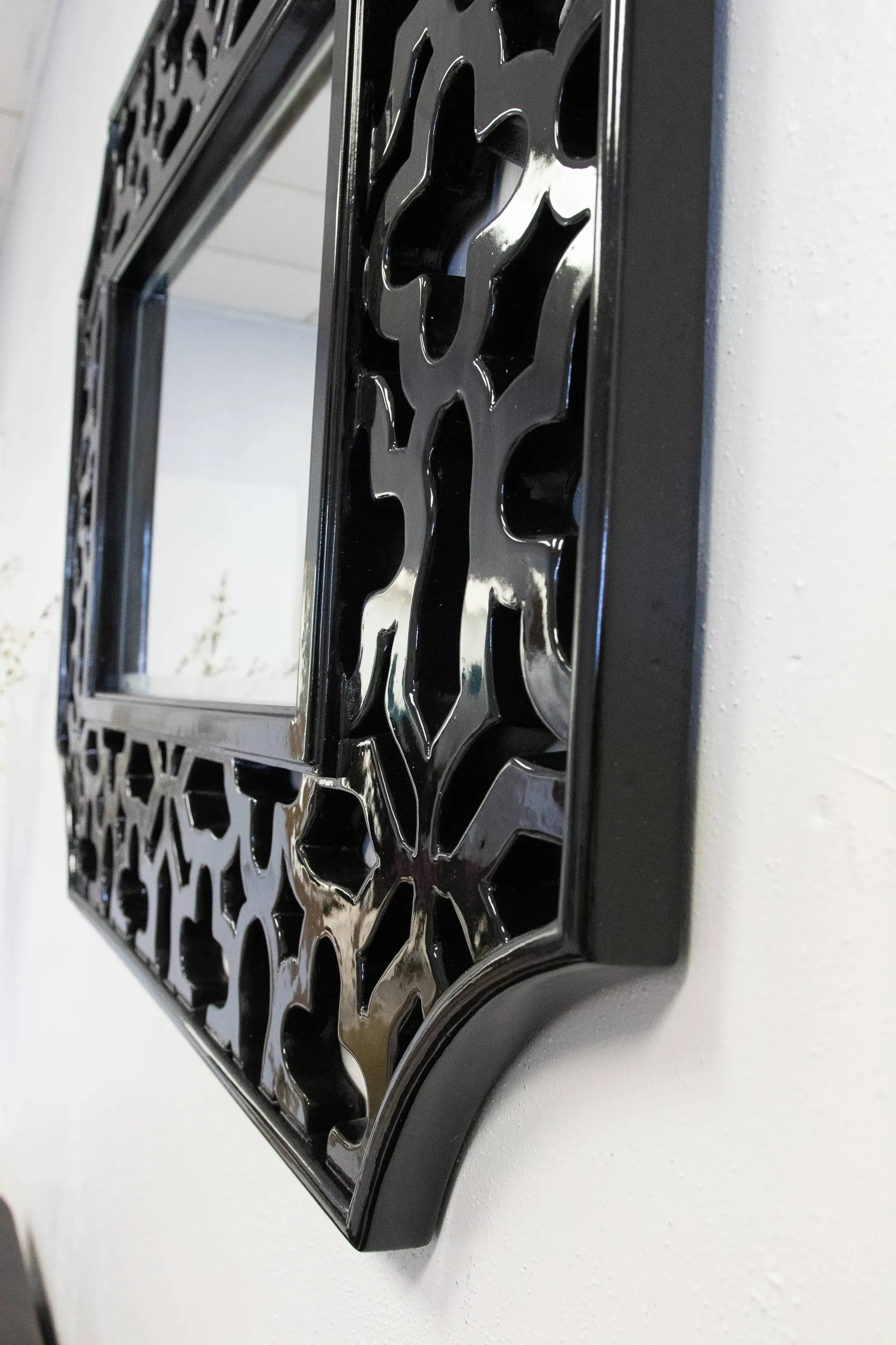 Olivia Glossy Openwork Frame Accent Wall Mirror SBC-LTD
