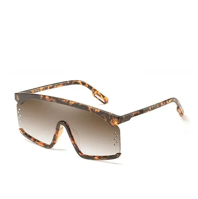 Oversized Shield Style Gradient Sunglasses Cocus Pocus