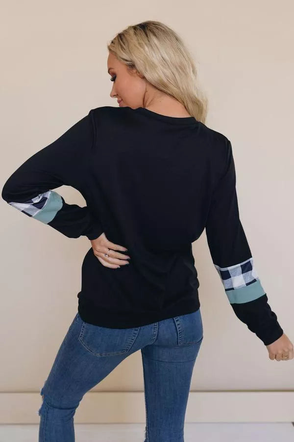 Paula Plaid Top Stay Warm in Style