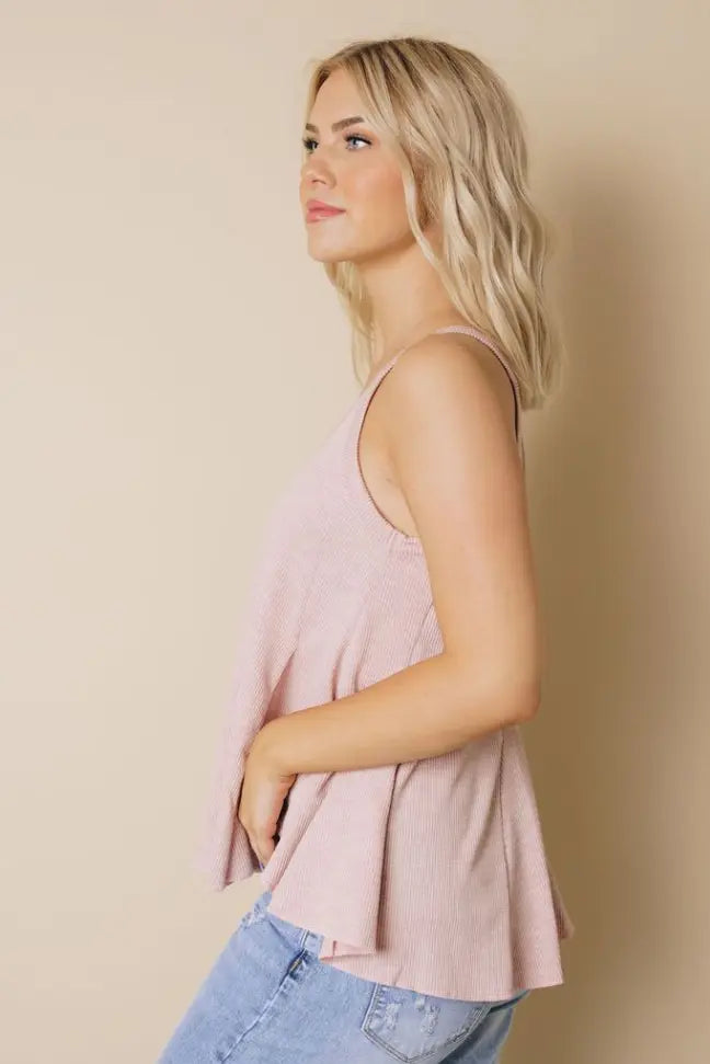 Paula Ruffle Tank Stay Warm in Style