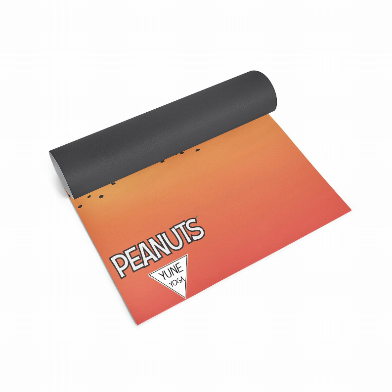 Peanuts x Yune Yoga Snoopy Yoga Mat Yune Yoga