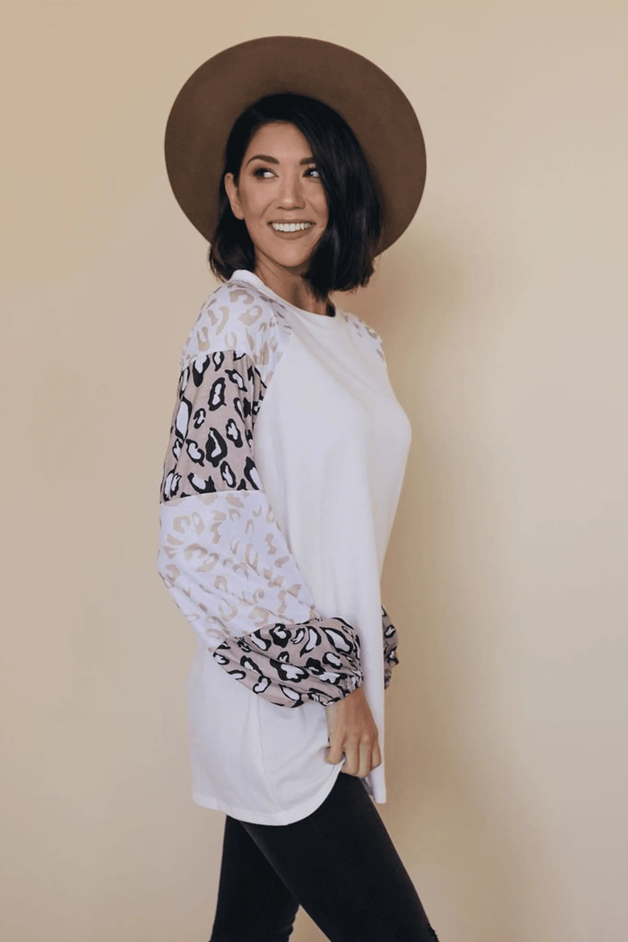 Pippa Leopard Bubble Sleeve Top Stay Warm in Style