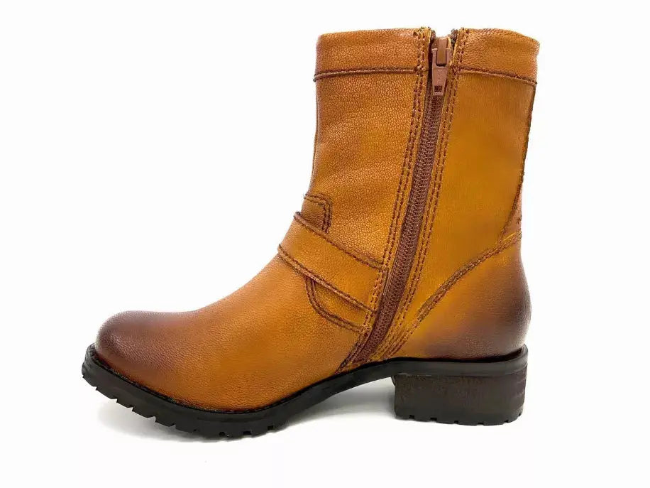 Queen Short Riding Boot Oobash