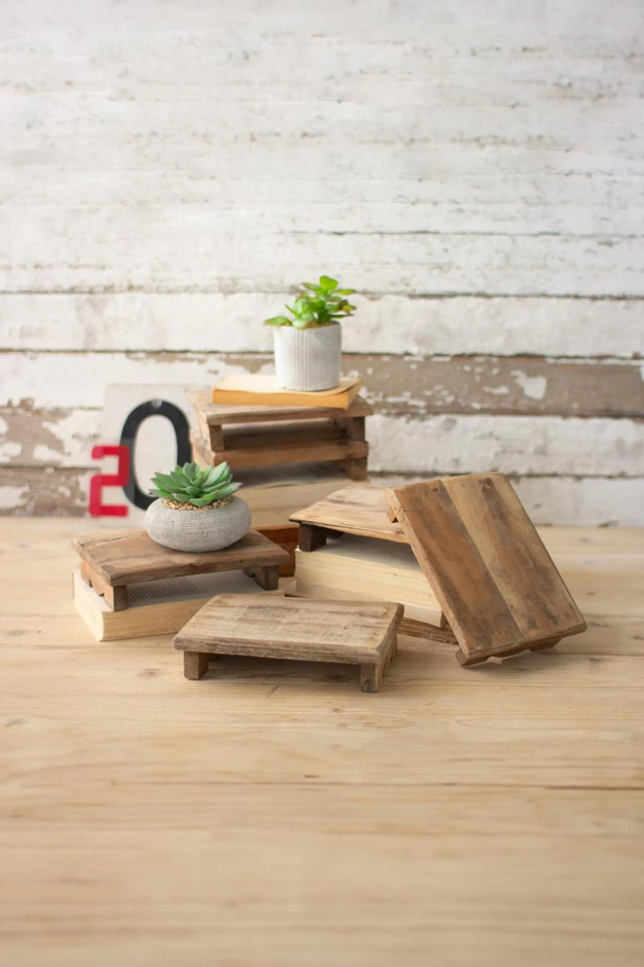 REPURPOSED RECTANGLE WOODEN RISER Kalalou