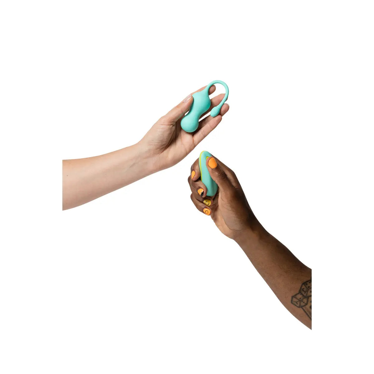 ROMP Cello Vibrating Egg - Aqua ROMP