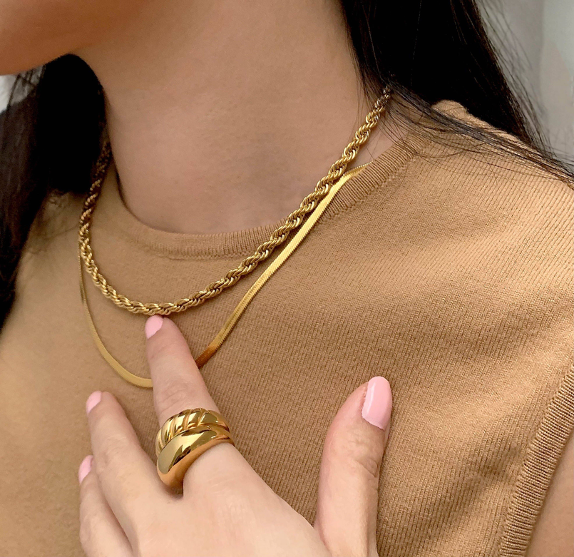 RONNIE GOLD ROPE CHAIN NECKLACE Mai Desiree