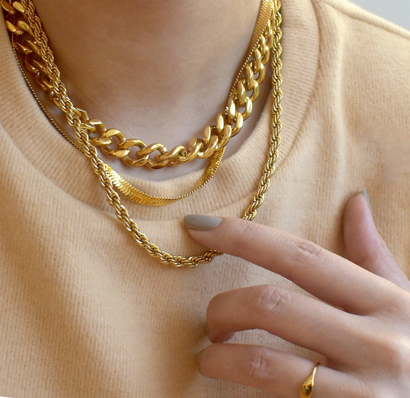 RONNIE GOLD ROPE CHAIN NECKLACE Mai Desiree