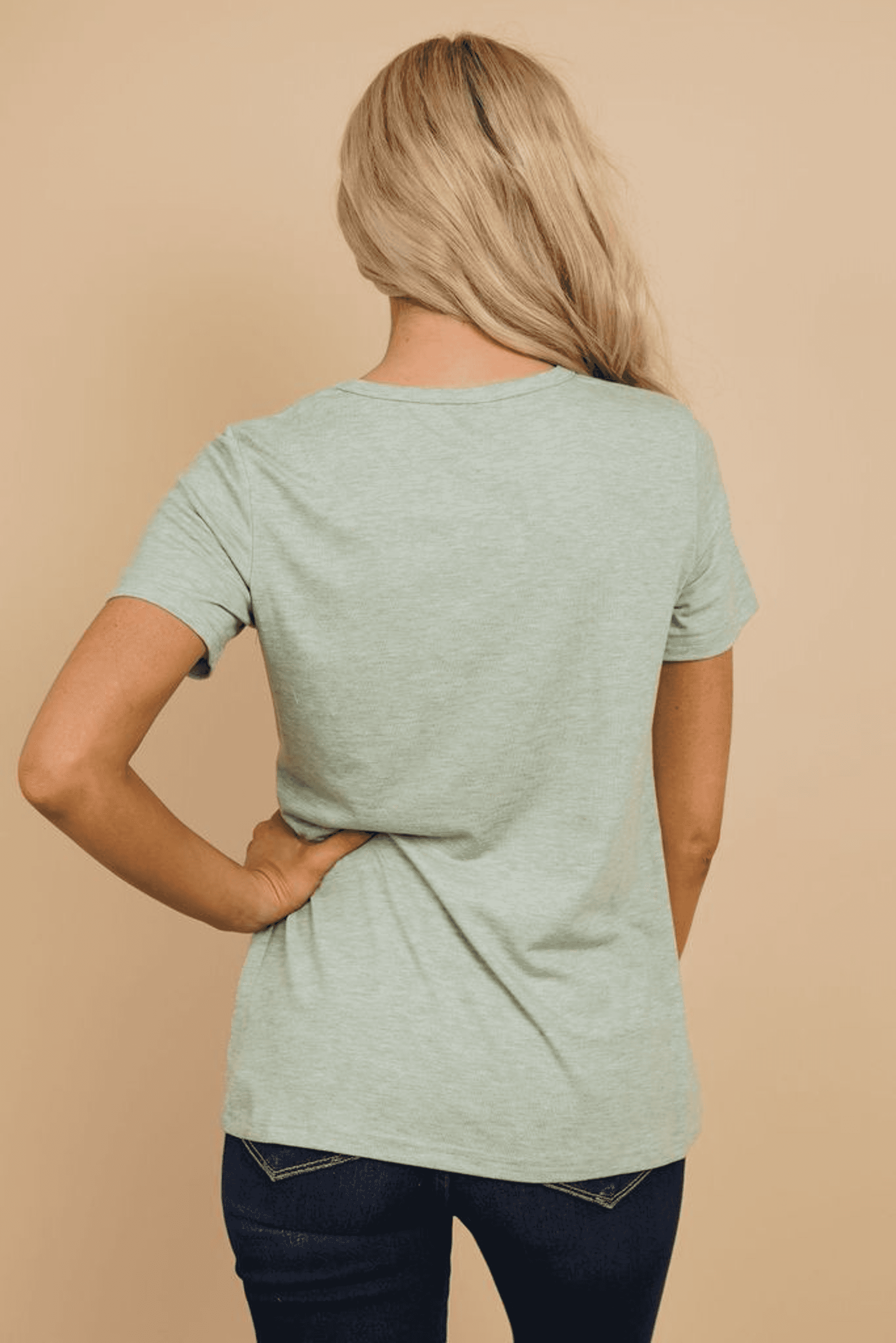 Rainbow Mama Tee Stay Warm in Style
