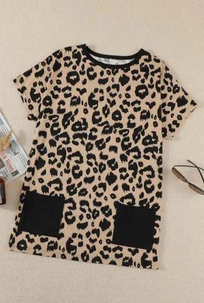 Reba Leopard Color-Block Dress Stay Warm in Style