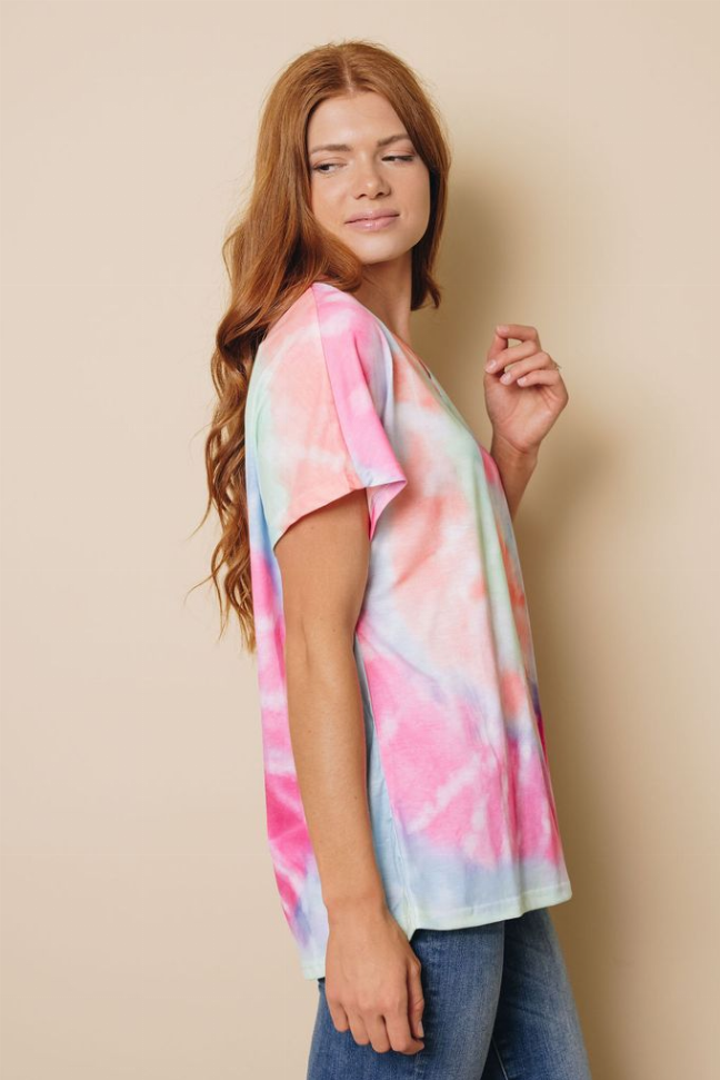 Regan Tie-dye T-Shirt Stay Warm in Style