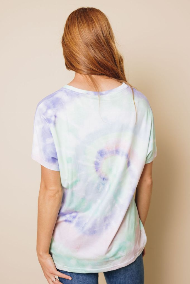 Regan Tie-dye T-Shirt Stay Warm in Style