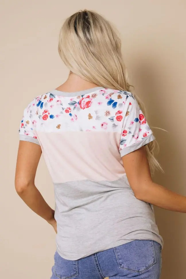 Rumi Floral Color Block Tee Stay Warm in Style