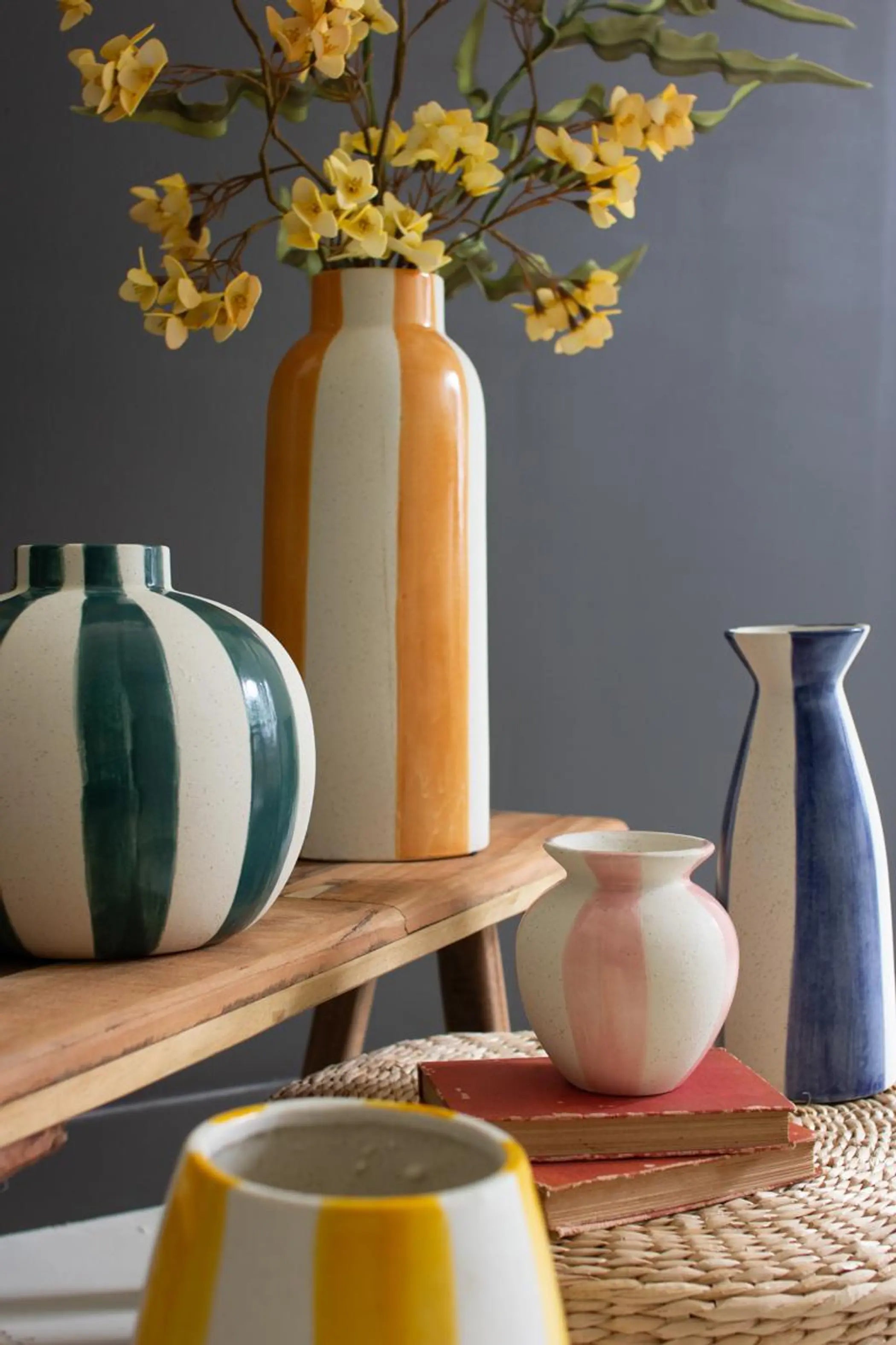 SET OF FIVE COLORED CERAMIC STRIPED VASES Kalalou