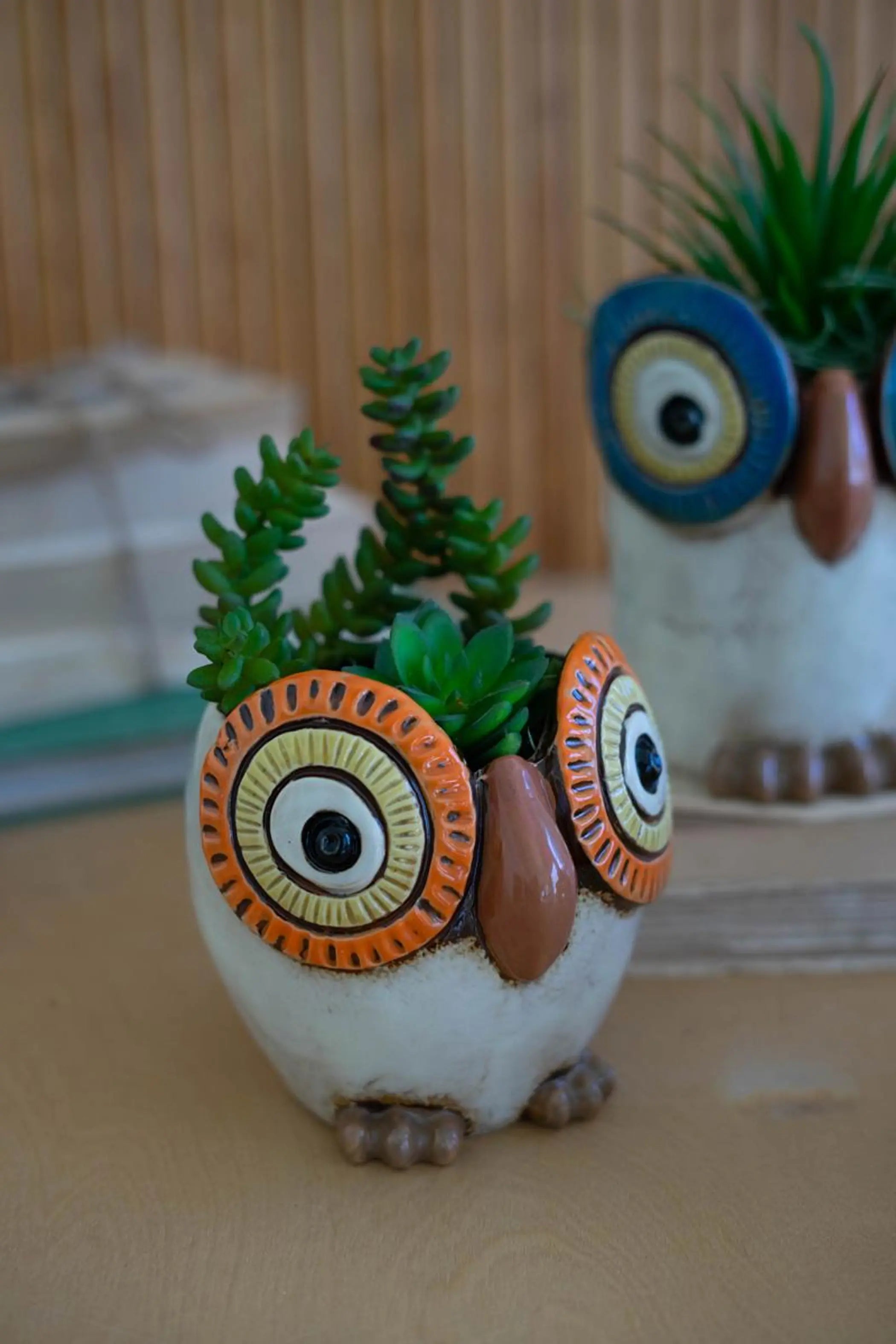 SET OF THREE CERAMIC OWL PLANTERS Kalalou