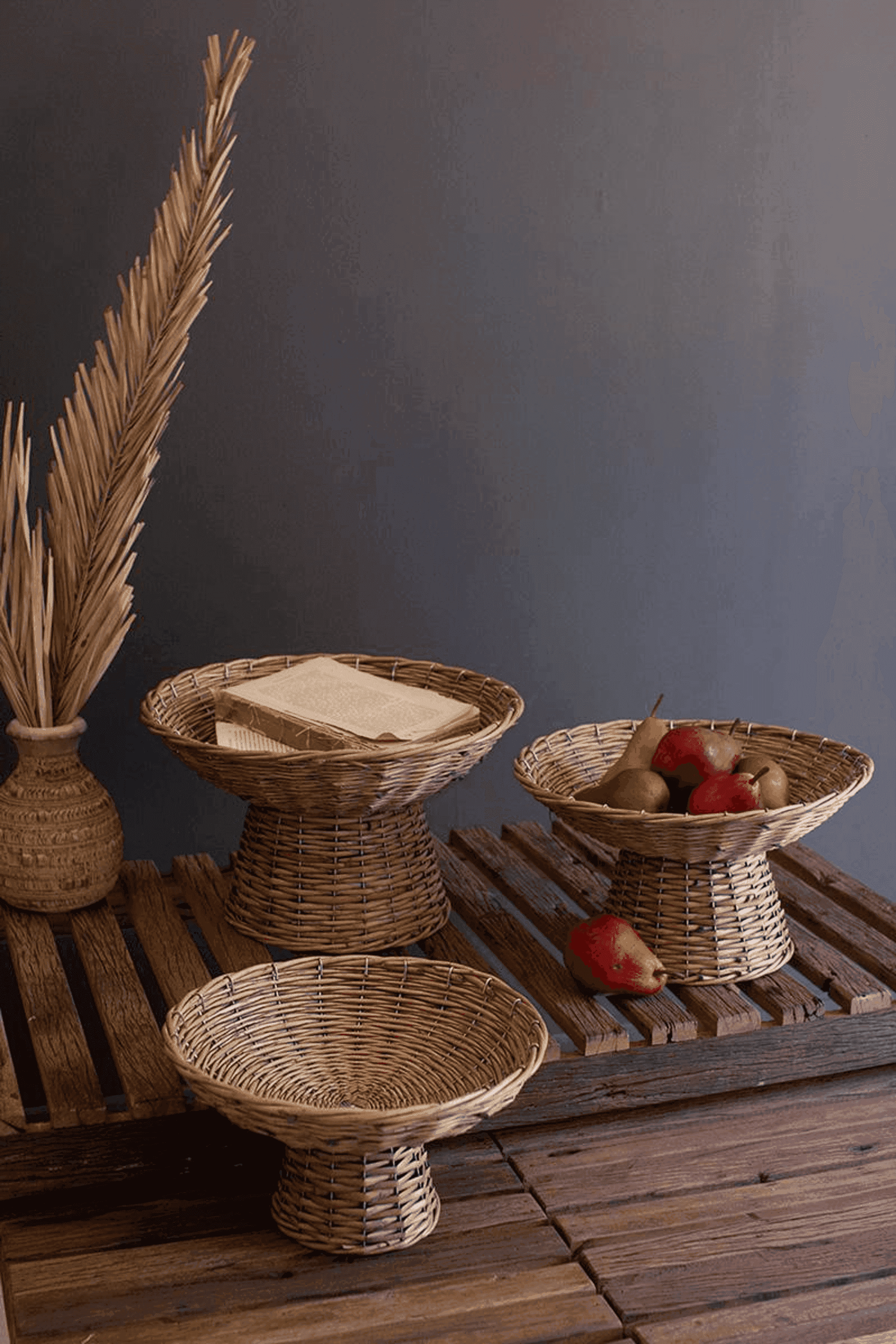 SET OF THREE WICKER COMPOTES Kalalou
