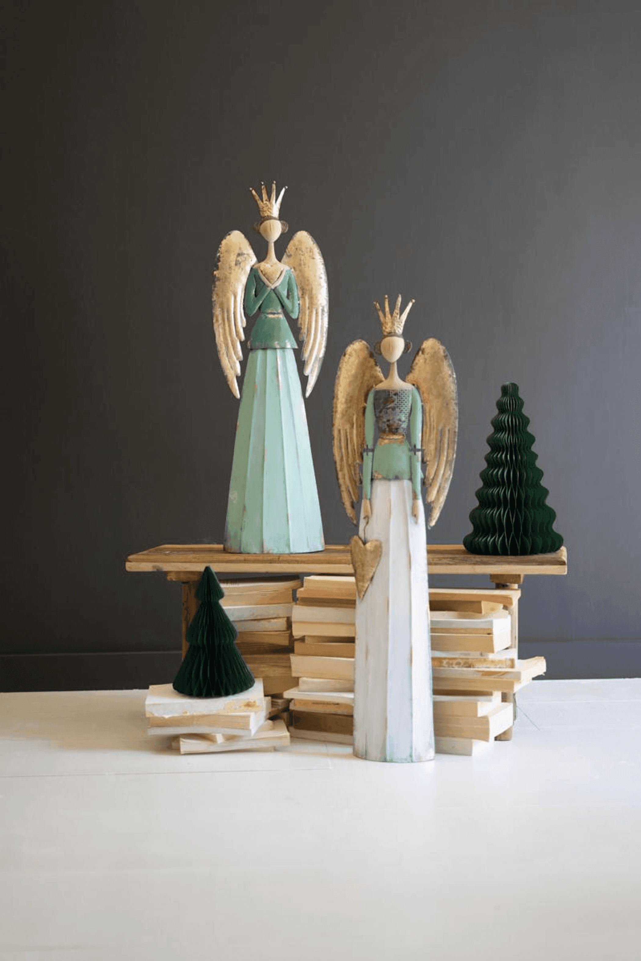 SET OF TWO PAINTED METAL CHRISTMAS ANGELS Kalalou