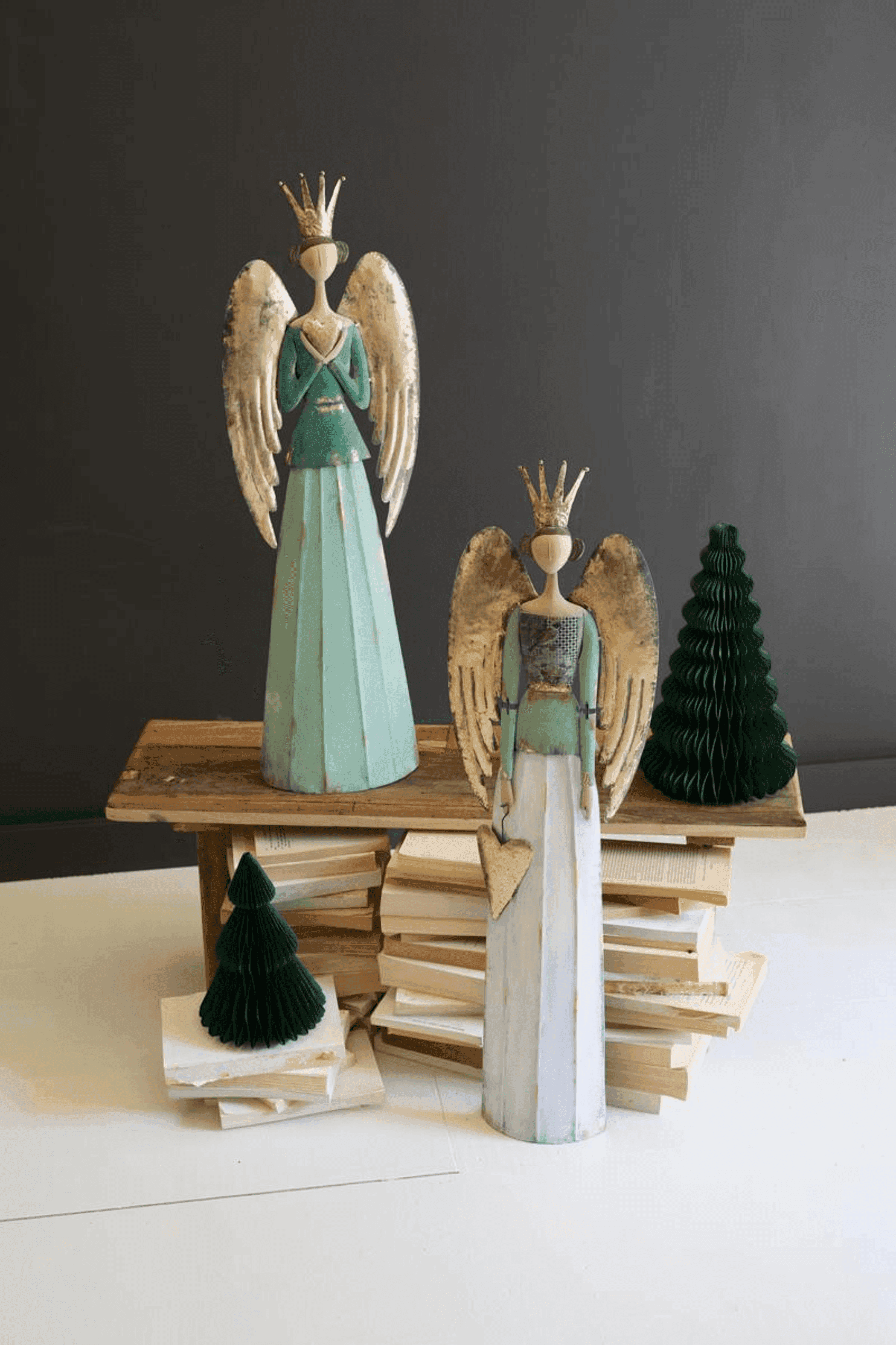 SET OF TWO PAINTED METAL CHRISTMAS ANGELS Kalalou