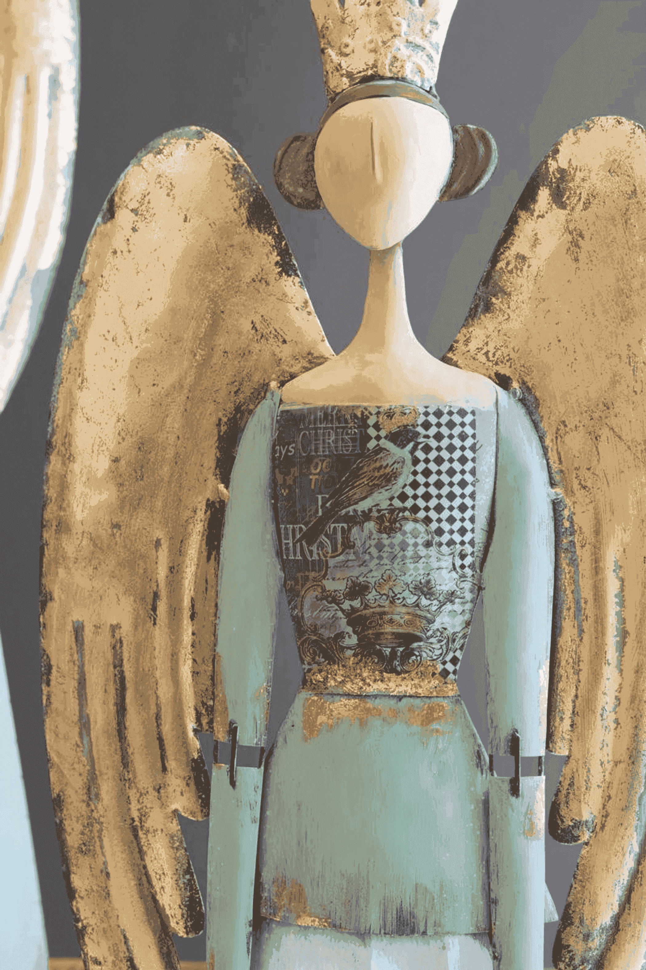 SET OF TWO PAINTED METAL CHRISTMAS ANGELS Kalalou