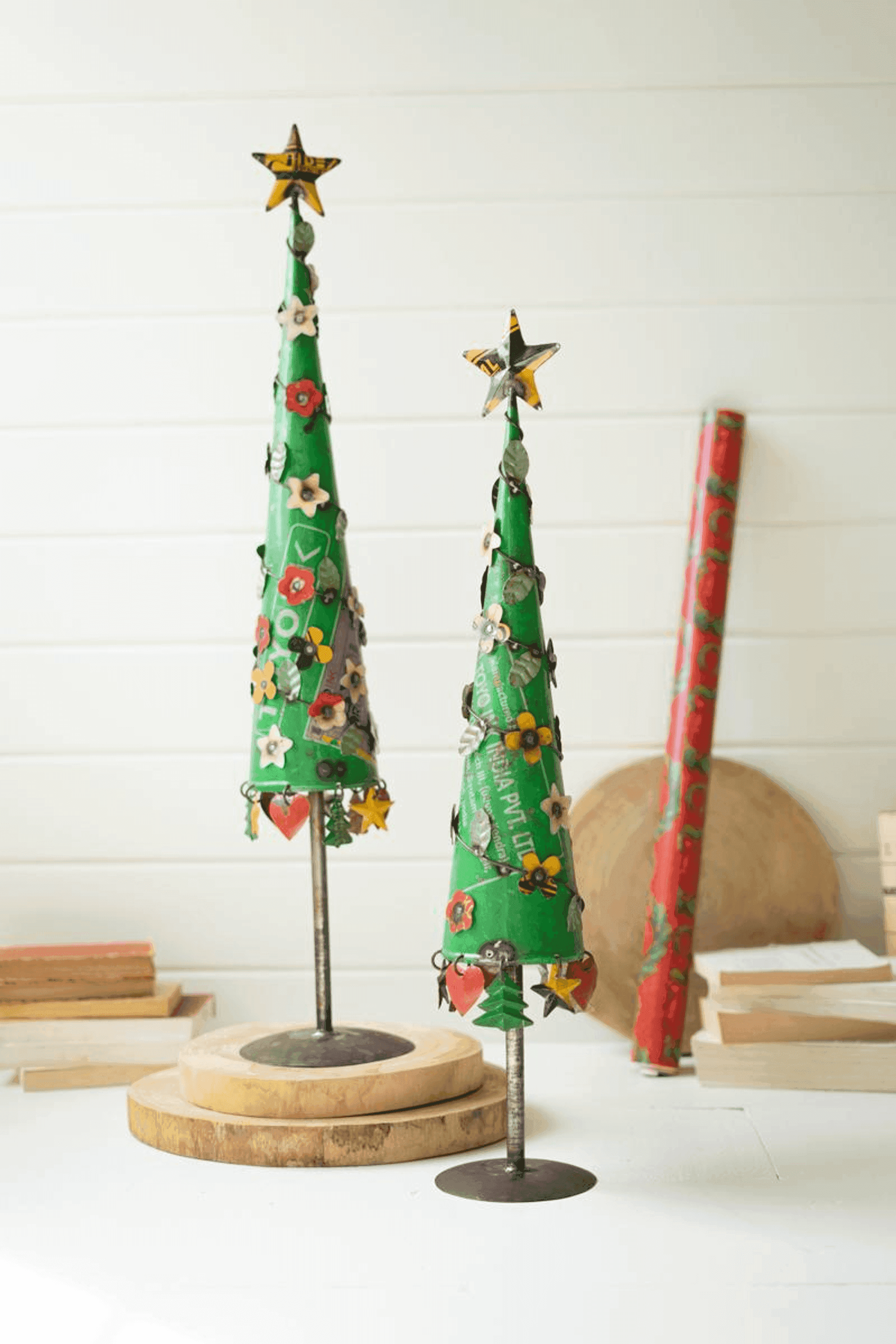 SET OF TWO RECYCLED IRON CHRISTMAS TREES Kalalou