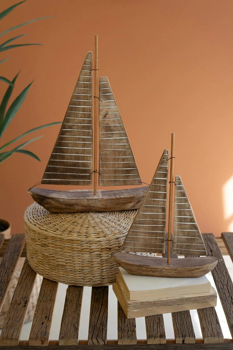 SET OF TWO RUSTIC RECYCLED WOOD SAIL BOATS Kalalou