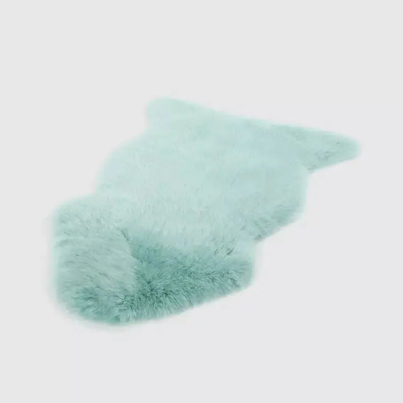 SHABBY CHIC SHEEPSKIN SINGLE PELT RUG THE MOOD