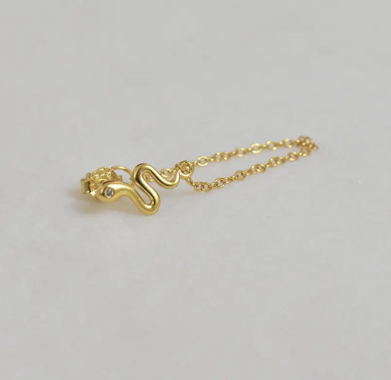 SOLANGE GOLD SNAKE CHAIN EARRING Mai Desiree