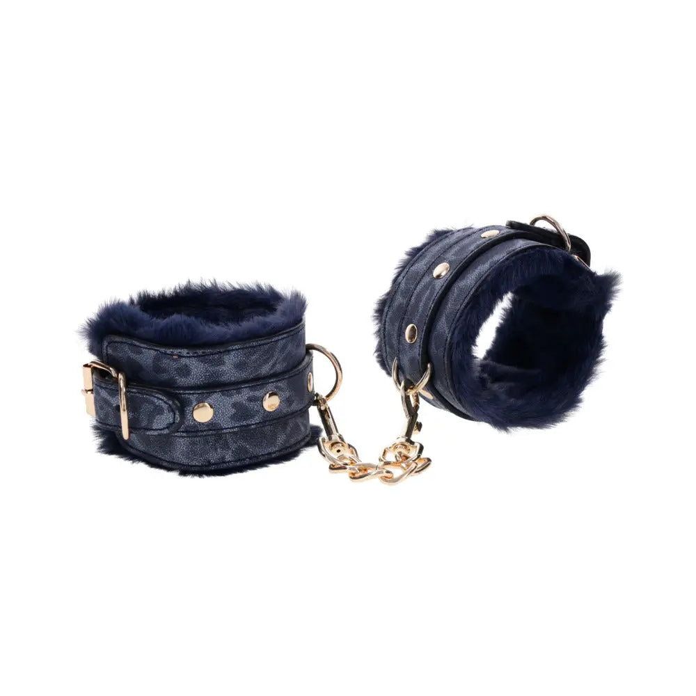 SS S&M Cougar Fur Handcuffs Sportsheets